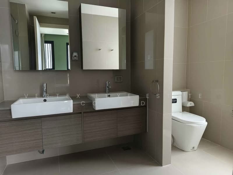 Quinn Ratchada 17, Bangkok, 454 456 Soi Inthara Mari 45, Din Daeng, Bangkok, 2 Bedrooms, 67 sqm, Condo For Rent, by Vertex Luxe Estate Co.,LTD, 500467522 - DDproperty.com