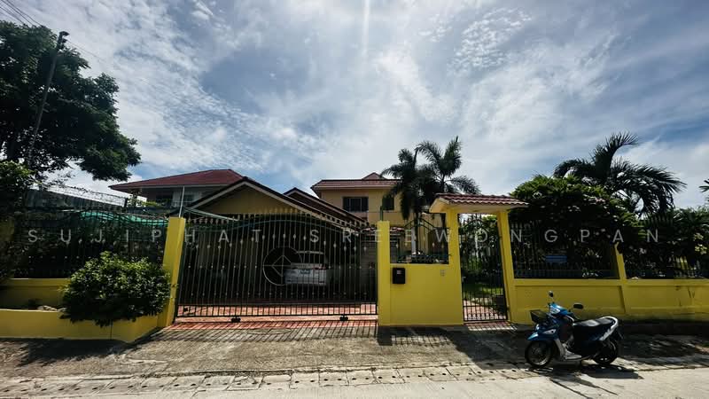Poolvailla hat phala, Rayong, Phla, Ban Chang, Rayong, 3 Bedrooms, 300 sqm, Villa For Sale, by Sujiphat Sreewongpan, 500467523 - DDproperty.com