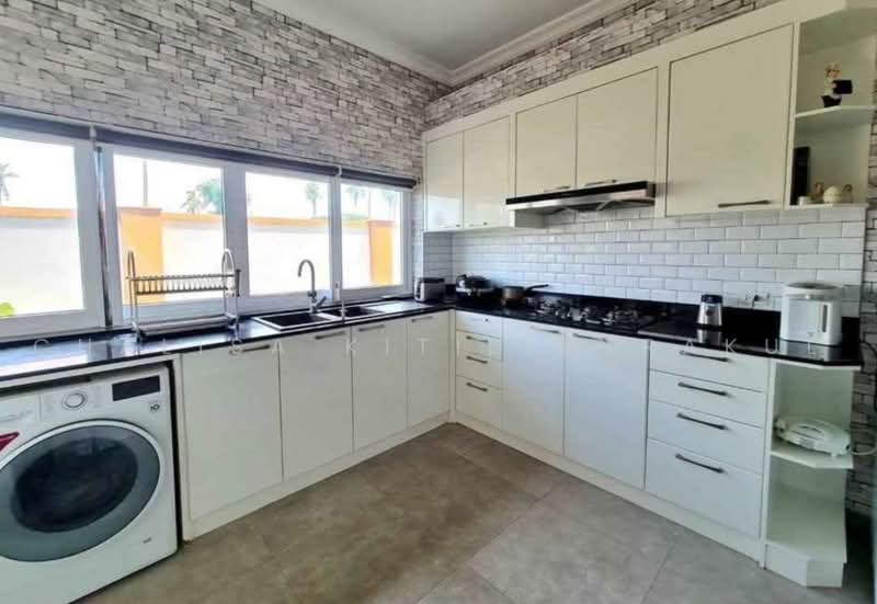 4-BR Villa, Chon Buri (Pattaya), Bang Sa-re, Sattahip, Chon Buri (Pattaya), 4 Bedrooms, 1,400 sqm, Villa For Sale, by Chalisa Kitilimtrakul, 500467527 - DDproperty.com