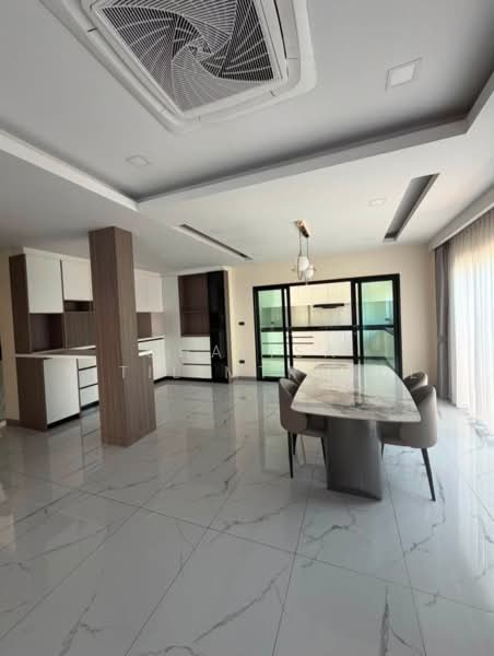 Chokchai Village 9, Chon Buri (Pattaya), Bang Lamung, Bang Lamung (Pattaya), Chon Buri (Pattaya), 5 Bedrooms, 300 sqm, Townhouse For Rent, by Chalisa Kitilimtrakul, 500467542 - DDproperty.com