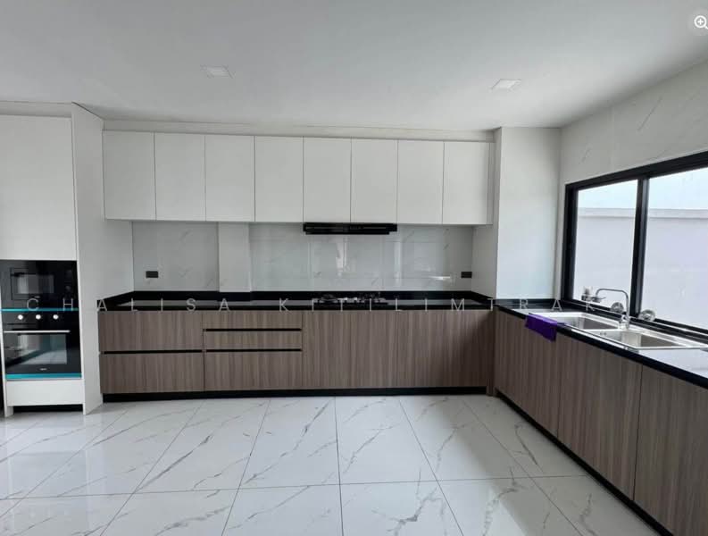 Chokchai Village 9 : โชคชัยวิลเลจ 9, ชลบุรี, บางละมุง, ชลบุรี, 300 ตร.ม., ทาวน์เฮ้าส์ ให้เช่า, โดย Chalisa Kitilimtrakul, 500467542 - DDproperty.com