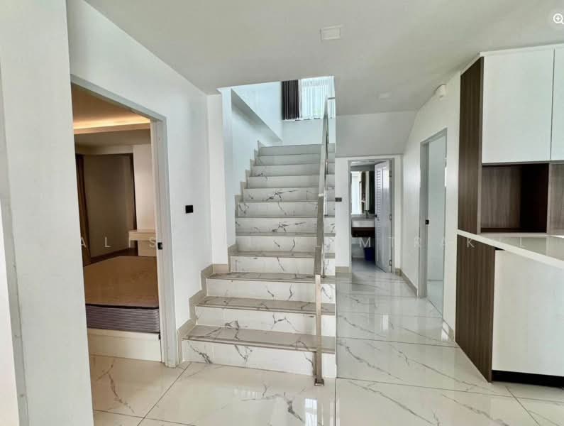 Chokchai Village 9, Chon Buri (Pattaya), Bang Lamung, Bang Lamung (Pattaya), Chon Buri (Pattaya), 5 Bedrooms, 300 sqm, Townhouse For Rent, by Chalisa Kitilimtrakul, 500467542 - DDproperty.com