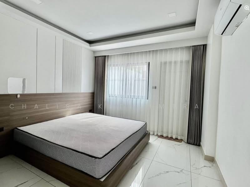 Chokchai Village 9, Chon Buri (Pattaya), Bang Lamung, Bang Lamung (Pattaya), Chon Buri (Pattaya), 5 Bedrooms, 300 sqm, Townhouse For Rent, by Chalisa Kitilimtrakul, 500467542 - DDproperty.com