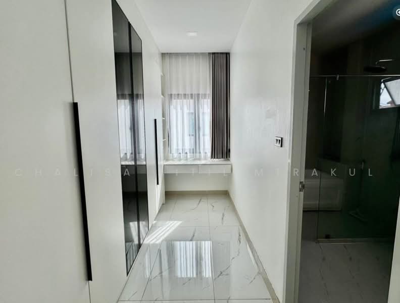 Chokchai Village 9, Chon Buri (Pattaya), Bang Lamung, Bang Lamung (Pattaya), Chon Buri (Pattaya), 5 Bedrooms, 300 sqm, Townhouse For Rent, by Chalisa Kitilimtrakul, 500467542 - DDproperty.com
