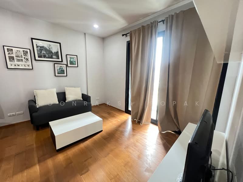 The Vertical Aree, Bangkok, 52 Soi Ari 1, Samsen Nai, Phaya Thai, Bangkok, 2 Bedrooms, 75 sqm, Condo For Rent, by Boonraksa Sopak, 500467549 - DDproperty.com