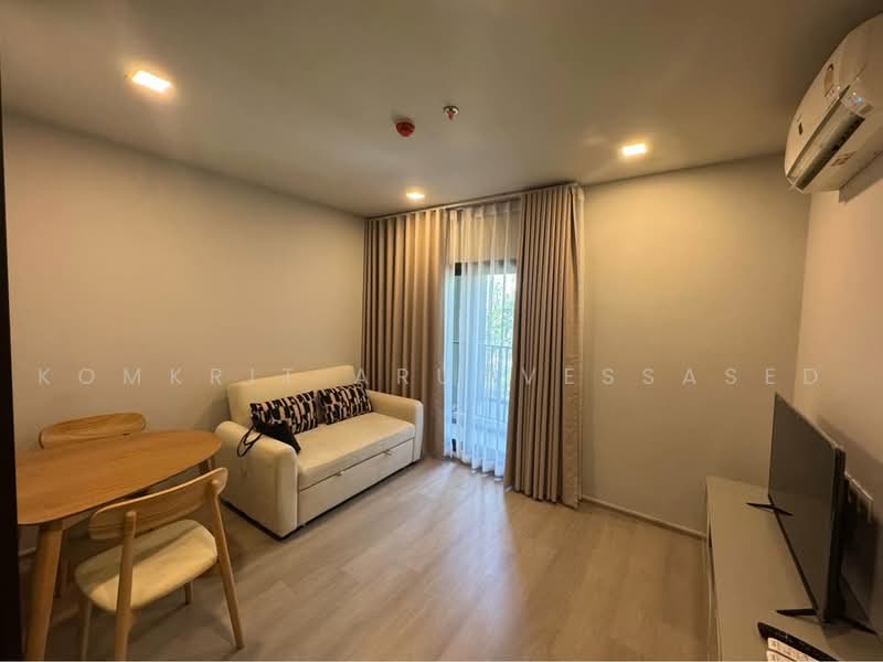 Life Phahon-Ladprao, Bangkok, 996 Phahonyothin Road, Jom Phon, Chatuchak, Bangkok, 1 Bedroom, 35 sqm, Condo For Rent, by Komkrit Arunvessased, 500467566 - DDproperty.com