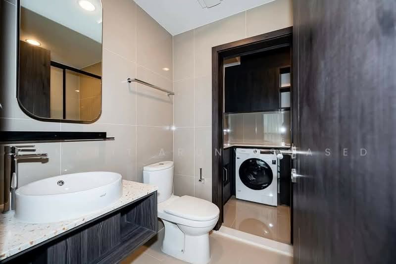 XT Huaikhwang, Bangkok, 244 Ratchadaphisek Road, Huai Khwang, Bangkok, 1 Bedroom, 30 sqm, Condo For Rent, by Komkrit Arunvessased, 500467570 - DDproperty.com
