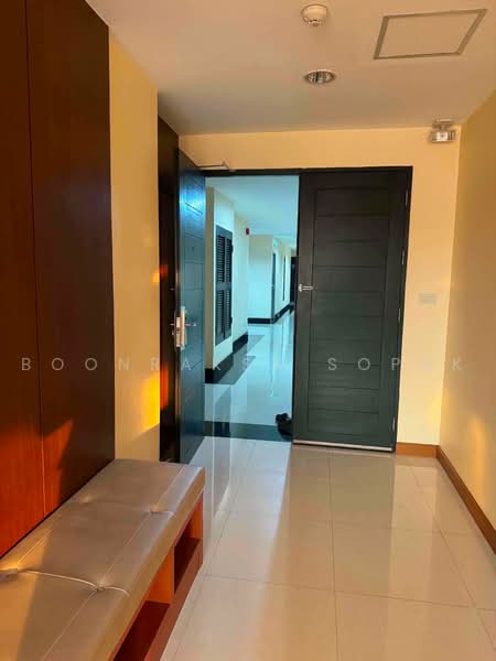 42 Grand Residence, Bangkok, 24 Soi Sukhumvit 42, Phra Kanong, Khlong Toei, Bangkok, 3 Bedrooms, 235 sqm, Apartment For Rent, by Boonraksa Sopak, 500467578 - DDproperty.com
