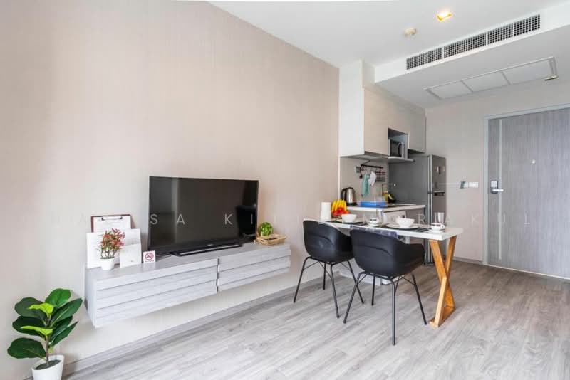 AERAS Beachfront Condominium Jomtien : แอราส คอนโด, ชลบุรี, หมู่ 12 ซอยจอมเทียน 17 ถนนหาดจอมเทียน, หนองปรือ, บางละมุง, ชลบุรี, 35 ตร.ม., คอนโด ให้เช่า, โดย Chalisa Kitilimtrakul, 500467593 - DDproperty.com