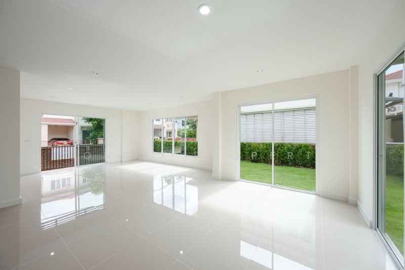 Casa Ville Ratchaphruek-Chaengwattana, Nonthaburi, 98 Ratchapruek Road, Khlong Khoi, Pak Kret, Nonthaburi, 3 Bedrooms, 200 sqm, Single Detached House For Sale, by Connex Property, 500467596 - DDproperty.com