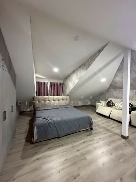 3-BR House, Chon Buri (Pattaya), Poong, Bang Lamung (Pattaya), Chon Buri (Pattaya), 3 Bedrooms, 210 sqm, Single Detached House For Rent, by Chalisa Kitilimtrakul, 500467601 - DDproperty.com