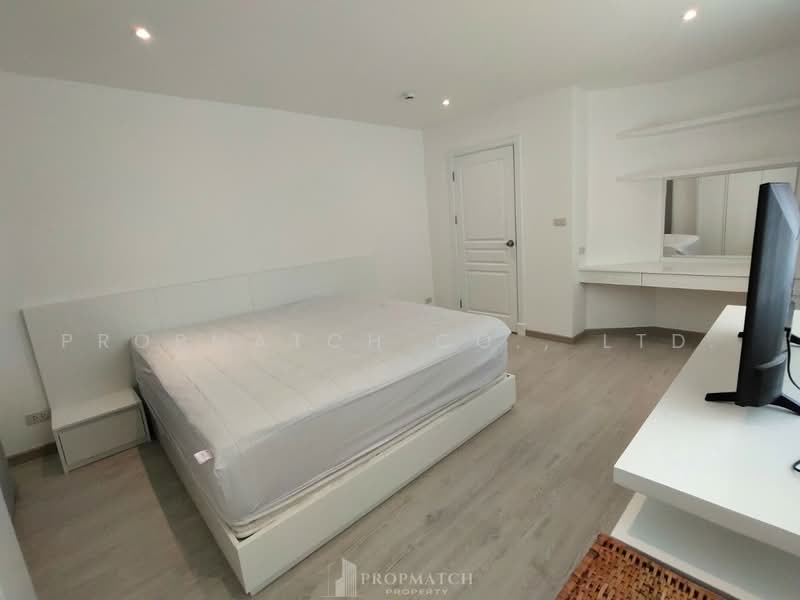 Silom Condominium : สีลมคอนโดมิเนียม, กรุงเทพ, สีลม, บางรัก, กรุงเทพ, 144 ตร.ม., คอนโด ให้เช่า, โดย PROPMATCH CO., LTD., 500467602 - DDproperty.com