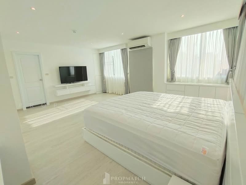 Silom Condominium, Bangkok, Silom, Bang Rak, Bangkok, 2 Bedrooms, 144 sqm, Condo For Rent, by PROPMATCH CO., LTD., 500467602 - DDproperty.com