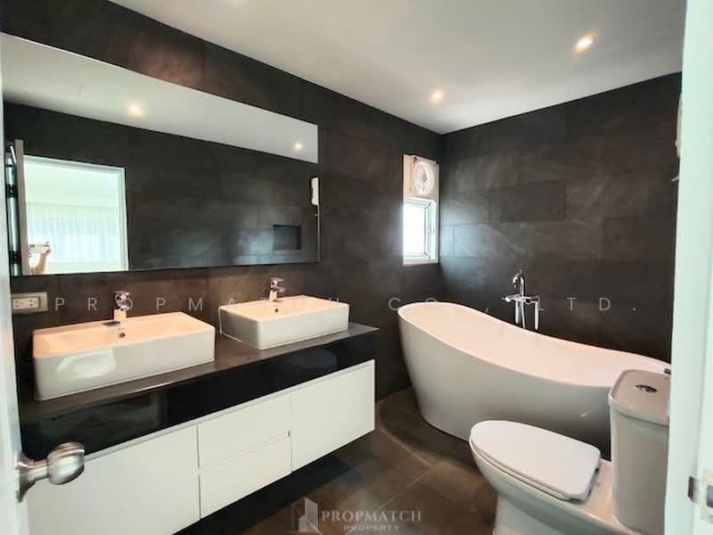 Silom Condominium, Bangkok, Silom, Bang Rak, Bangkok, 2 Bedrooms, 144 sqm, Condo For Rent, by PROPMATCH CO., LTD., 500467602 - DDproperty.com