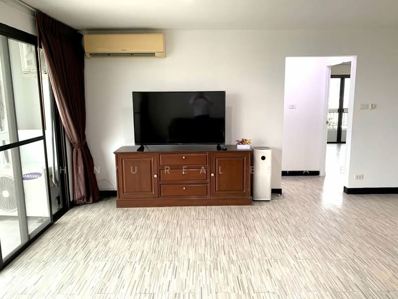 The Waterford Thonglor 11, Bangkok, 219 Soi Thonglor Sukhumvit Road, Khlong Tan Nua, Watthana, Bangkok, 3 Bedrooms, 194 sqm, Condo For Rent, by Shinyu Real Estate, 500467630 - DDproperty.com