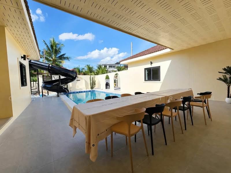 3-BR House, Chon Buri (Pattaya), Huai Yai, Bang Lamung (Pattaya), Chon Buri (Pattaya), 3 Bedrooms, 300 sqm, Single Detached House For Rent, by Chalisa Kitilimtrakul, 500467641 - DDproperty.com