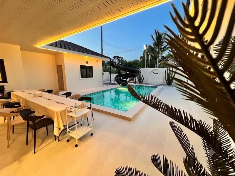 3-BR House, Chon Buri (Pattaya), Huai Yai, Bang Lamung (Pattaya), Chon Buri (Pattaya), 3 Bedrooms, 300 sqm, Single Detached House For Rent, by Chalisa Kitilimtrakul, 500467641 - DDproperty.com