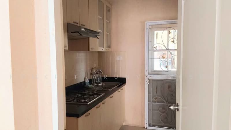3-BR House, Bangkok, Dok Mai, Prawet, Bangkok, 3 Bedrooms, 204 sqm, Single Detached House For Sale, by Komkrit Arunvessased, 500467653 - DDproperty.com