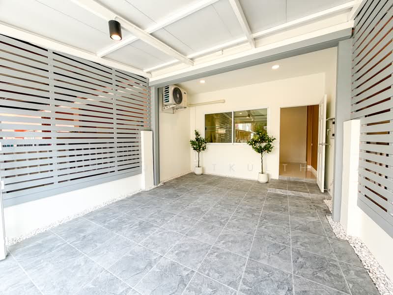 หมู่บ้านปริญลักษณ์ ไลท์ สามัคคี : Parinyaluck Light Samakkee, นนทบุรี, ท่าทราย, เมืองนนทบุรี, นนทบุรี, 100 ตร.ม., ทาวน์เฮ้าส์ ขาย, โดย Saruda Jiratkulthana, 500467663 - DDproperty.com