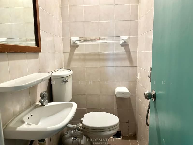 All Seasons Mansion, Bangkok, Soi Ruamrudee, Wireless Road, Lumphini, Pathum Wan, Bangkok, 2 Bedrooms, 138 sqm, Condo For Rent, by PROPMATCH CO., LTD., 500467665 - DDproperty.com
