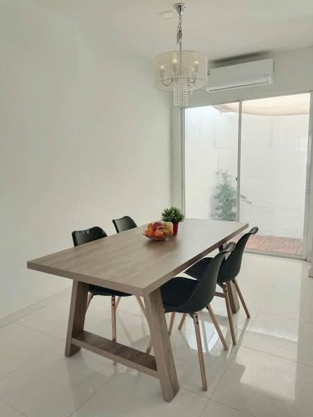 BLESS TOWN RAMINTRA 127, Bangkok, Min Buri, Bangkok, 3 Bedrooms, 250 sqm, Townhouse For Rent, by NR agent, 500467686 - DDproperty.com