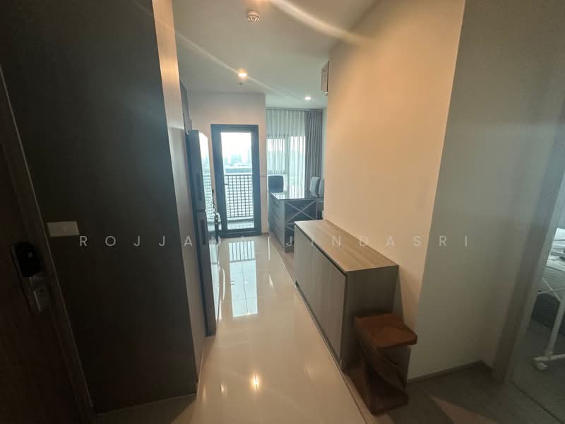 The Base Phetchaburi-Thonglor, Bangkok, Phetchaburi Rd, Bang Kapi, Huai Khwang, Bangkok, 1 Bedroom, 46 sqm, Condo For Rent, by Rojjana Jindasri, 500467693 - DDproperty.com