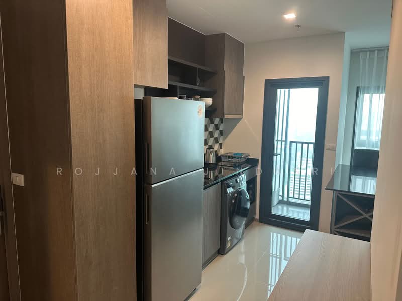 The Base Phetchaburi-Thonglor, Bangkok, Phetchaburi Rd, Bang Kapi, Huai Khwang, Bangkok, 1 Bedroom, 46 sqm, Condo For Rent, by Rojjana Jindasri, 500467693 - DDproperty.com