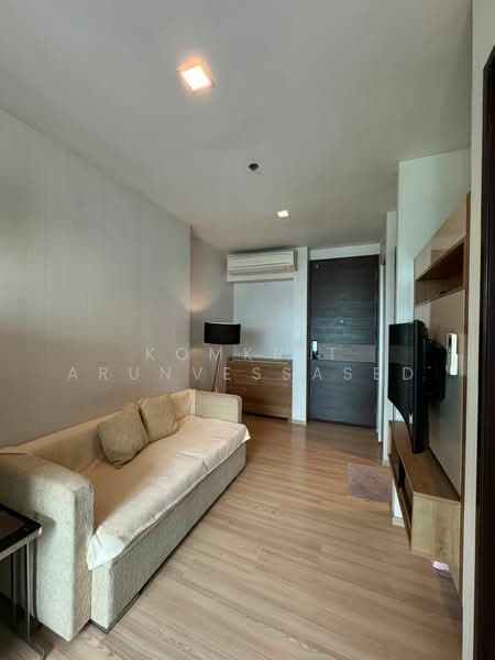 Rhythm Sathorn, Bangkok, 141 Soi Sathorn 21, Yan Nawa, Sathon, Bangkok, 1 Bedroom, 36 sqm, Condo For Sale, by Komkrit Arunvessased, 500467710 - DDproperty.com