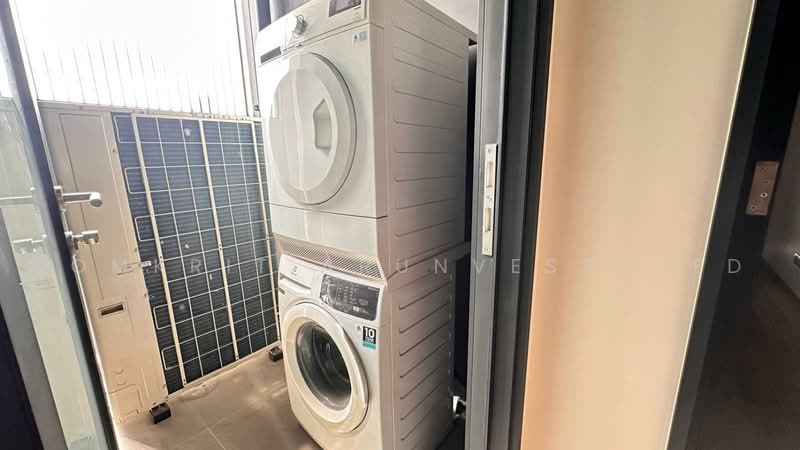 BEATNIQ Sukhumvit 32, Bangkok, Soi Sukhumvit 32, Sukhumvit Road, Khong Tan, Khlong Toei, Bangkok, 2 Bedrooms, 81 sqm, Condo For Rent, by Komkrit Arunvessased, 500467713 - DDproperty.com