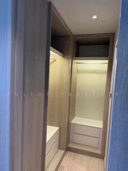 Reference Sathorn-Wongwianyai, Bangkok, Krung Thonburi 2 Alley, Bang Lam Phu Lang, Khlong San, Bangkok, Studio, 26 sqm, Condo For Rent, by Holtop Property, 500467715 - DDproperty.com