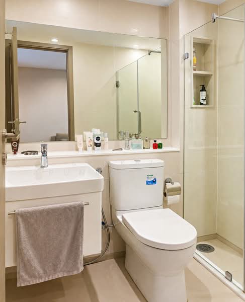 Life Asoke Hype, Bangkok, 339 Chaturathit Rd, Makkasan, Ratchathewi, Bangkok, 1 Bedroom, 31 sqm, Condo For Sale, by Komkrit Arunvessased, 500467726 - DDproperty.com