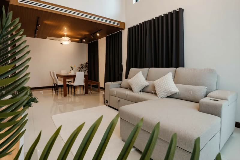 พูลวิลล่าส่วนตัว P Square Villa, กระบี่, กระบี่ใหญ่, เมืองกระบี่, กระบี่, 298 ตร.ม., วิลล่า ขาย, โดย ชลธิชา ปรางค์ประทานพร, 500467730 - DDproperty.com