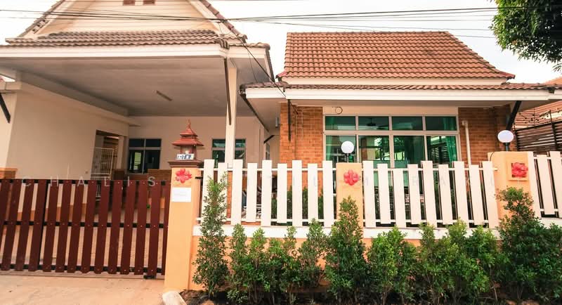 3-BR Villa, Chon Buri (Pattaya), Nong Pru, Bang Lamung (Pattaya), Chon Buri (Pattaya), 3 Bedrooms, 320 sqm, Villa For Rent, by Chalisa Kitilimtrakul, 500467737 - DDproperty.com