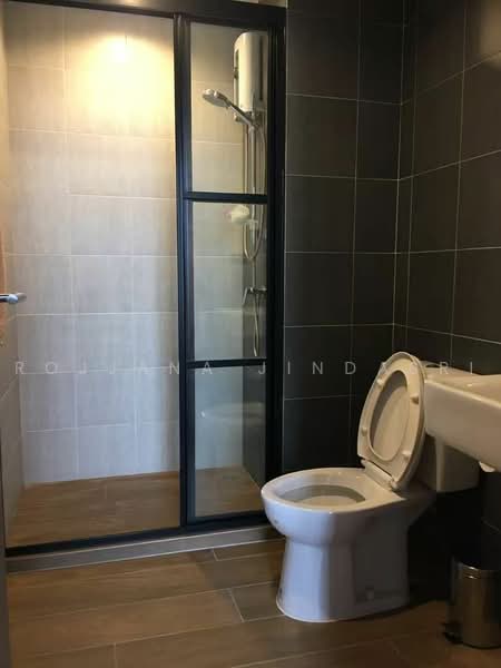 The Base Garden Rama 9, Bangkok, 18 Rama 9 Road, Hua Mak, Bang Kapi, Bangkok, 1 Bedroom, 31 sqm, Condo For Sale, by Rojjana Jindasri, 500467740 - DDproperty.com