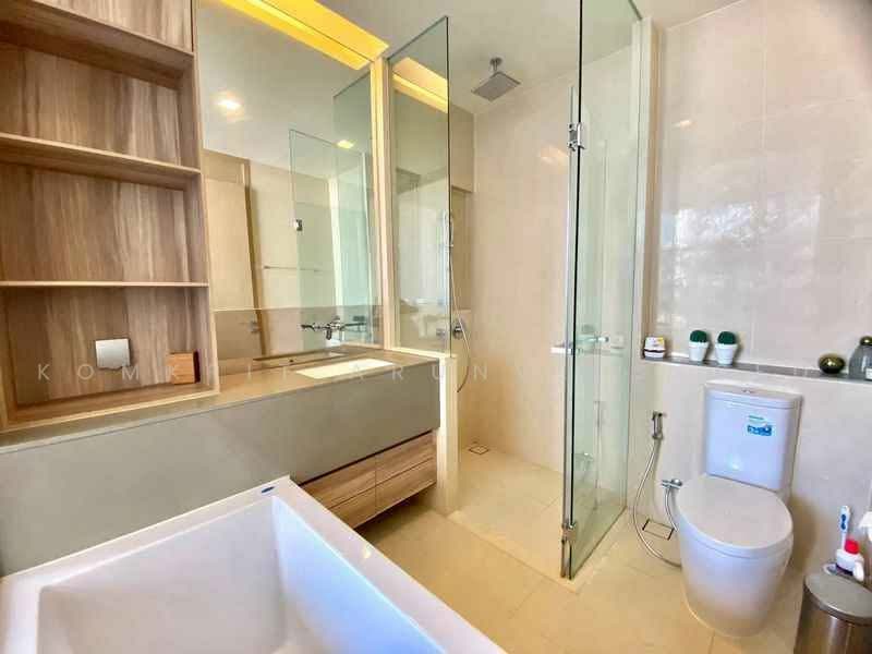 The Esse Asoke, Bangkok, 333 Soi Sukhumvit 21, Sukhumvit Road, Khlongtoei Nua, Watthana, Bangkok, 1 Bedroom, 55 sqm, Condo For Rent, by Komkrit Arunvessased, 500467752 - DDproperty.com