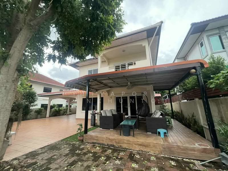 Royal View Village, Chon Buri (Pattaya), Soi Royal View Village, Nong Pru, Bang Lamung (Pattaya), Chon Buri (Pattaya), 4 Bedrooms, 325 sqm, Single Detached House For Rent, by Pitiyaporn Pornkhuntod, 500467760 - DDproperty.com
