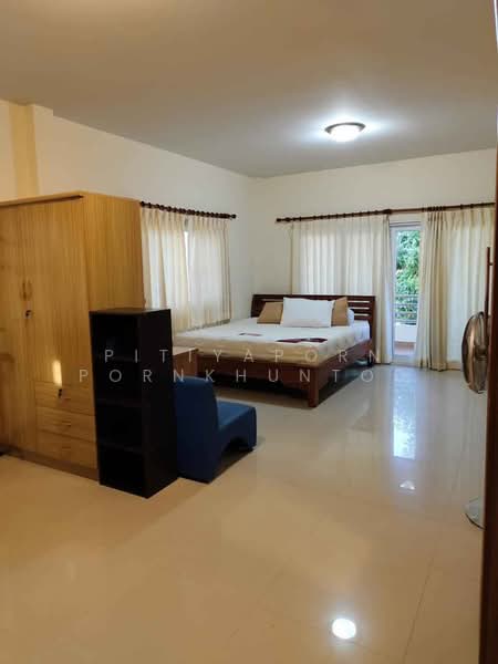 Royal View Village, Chon Buri (Pattaya), Soi Royal View Village, Nong Pru, Bang Lamung (Pattaya), Chon Buri (Pattaya), 4 Bedrooms, 325 sqm, Single Detached House For Rent, by Pitiyaporn Pornkhuntod, 500467760 - DDproperty.com