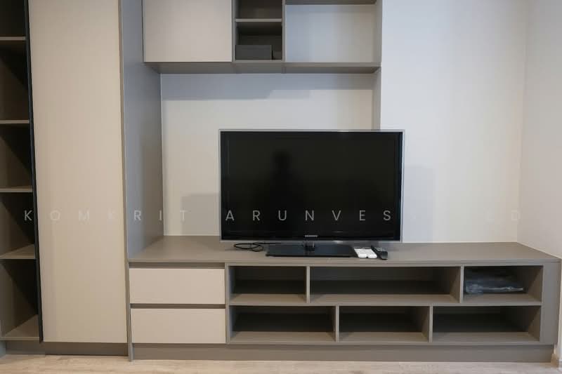IDEO Sathorn-Wongwian Yai, Bangkok, 219 Soi Krung Thonburi 1, Khlong Ton Sai, Khlong San, Bangkok, 1 Bedroom, 34 sqm, Condo For Rent, by Komkrit Arunvessased, 500467768 - DDproperty.com