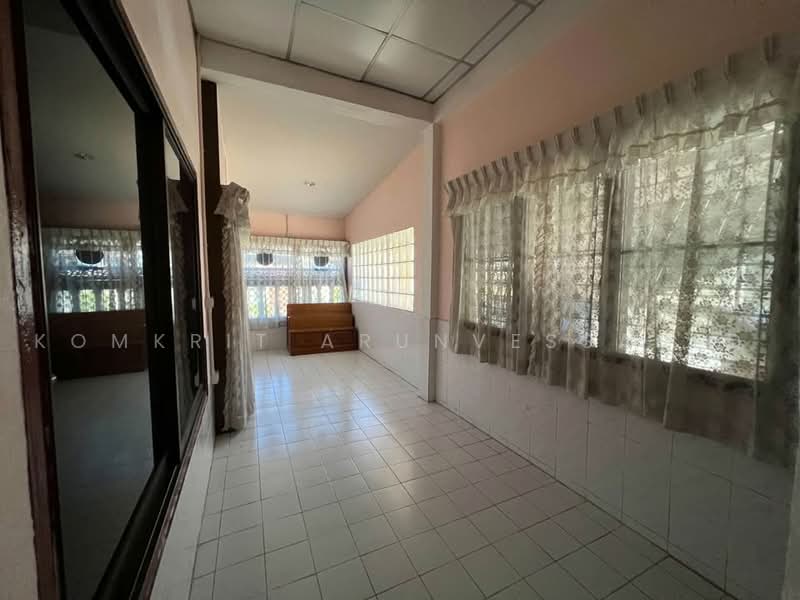 undefined, Bangkok, Hua Mak, Bang Kapi, Bangkok, 2 Bedrooms, 212 sqm, Single Detached House For Sale, by Komkrit Arunvessased, 500467788 - DDproperty.com