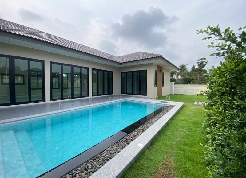 3-BR House, Chon Buri (Pattaya), Nong Pru, Bang Lamung (Pattaya), Chon Buri (Pattaya), 3 Bedrooms, 200 sqm, Single Detached House For Rent, by Pitiyaporn Pornkhuntod, 500467790 - DDproperty.com