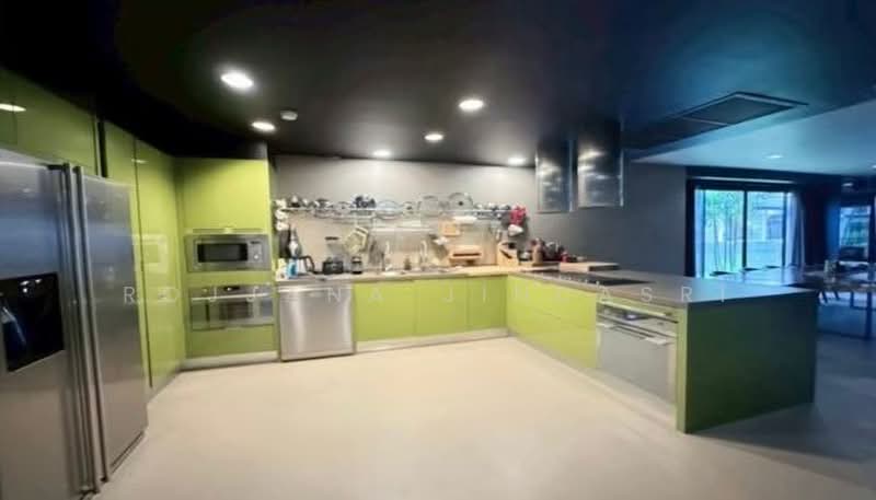 Amanta Ratchada, Bangkok, 77-88 Soi Ratchadaphisek 5, Ratchadaphisek Road, Din Daeng, Bangkok, 2 Bedrooms, 173 sqm, Condo For Sale, by Rojjana Jindasri, 500467797 - DDproperty.com