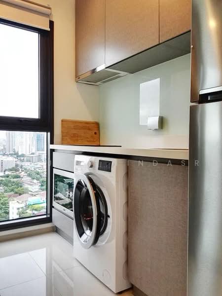 Rhythm Sukhumvit 36-38, Bangkok, 55 Soi Sukhumvit 36, Sukhumvit Road, Phra Kanong, Khlong Toei, Bangkok, 1 Bedroom, 34 sqm, Condo For Rent, by Rojjana Jindasri, 500467820 - DDproperty.com
