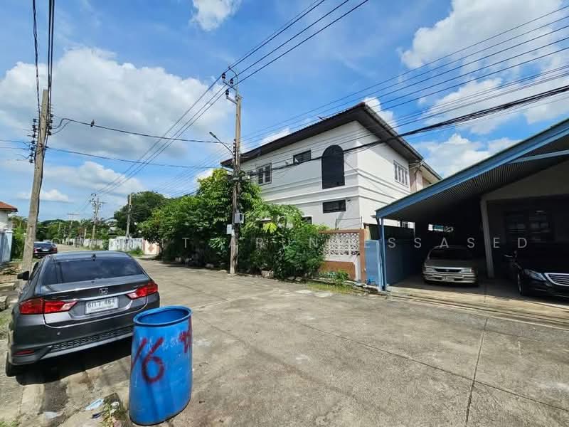 6-BR House, Bangkok, Sai Mai, Bangkok, 6 Bedrooms, 82 sqm, Single Detached House For Sale, by Komkrit Arunvessased, 500467849 - DDproperty.com