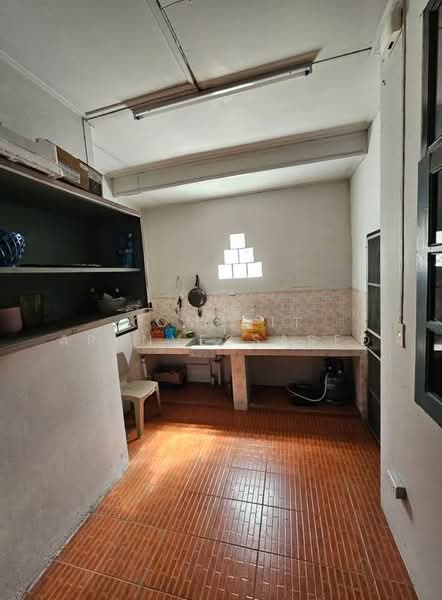 6-BR House, Bangkok, Sai Mai, Bangkok, 6 Bedrooms, 82 sqm, Single Detached House For Sale, by Komkrit Arunvessased, 500467849 - DDproperty.com