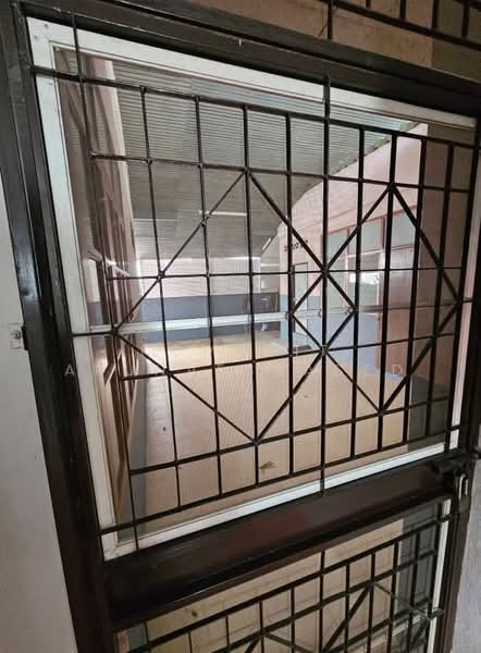 6-BR House, Bangkok, Sai Mai, Bangkok, 6 Bedrooms, 82 sqm, Single Detached House For Sale, by Komkrit Arunvessased, 500467849 - DDproperty.com