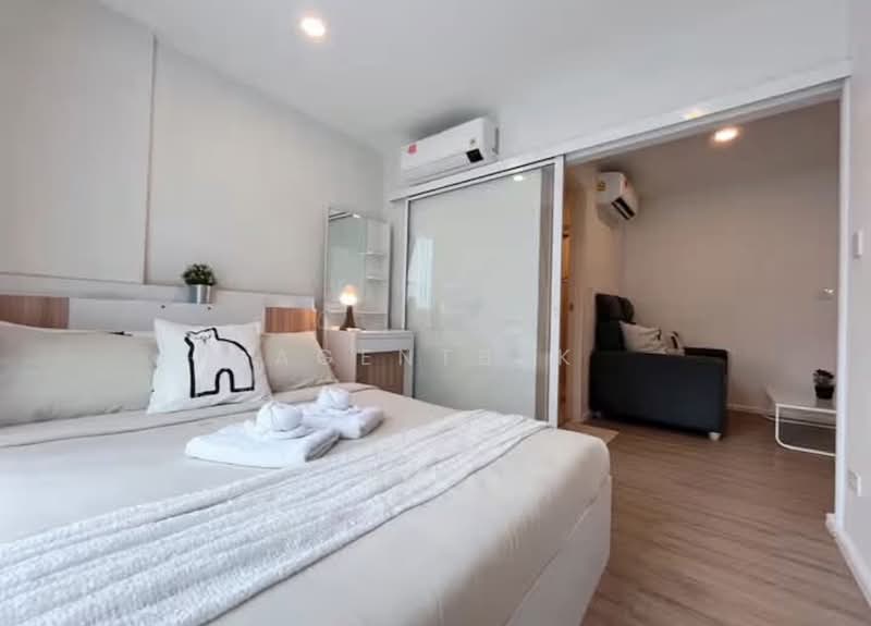 Chateau In Town Phaholyothin 32, Bangkok, 640 Soi Thanon Sena Nikhom 1, Phaholyothin Road, Sena Nikhom, Chatuchak, Bangkok, 1 Bedroom, 27 sqm, Condo For Rent, by Agentbkk, 500467851 - DDproperty.com