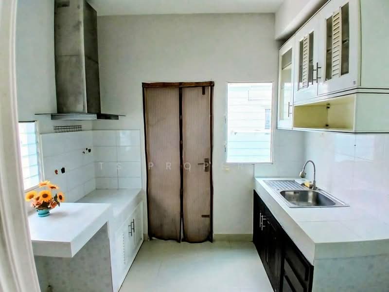 Villaggio Rangsit-Klong 3, Pathum Thani, Chonlamarkpicharn Road, Lat Sawai, Lam Luk Ka, Pathum Thani, 4 Bedrooms, 160 sqm, Single Detached House For Sale, by TS PROPERTY, 500467860 - DDproperty.com