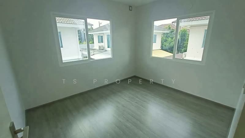 Villaggio Rangsit-Klong 3, Pathum Thani, Chonlamarkpicharn Road, Lat Sawai, Lam Luk Ka, Pathum Thani, 4 Bedrooms, 160 sqm, Single Detached House For Sale, by TS PROPERTY, 500467860 - DDproperty.com