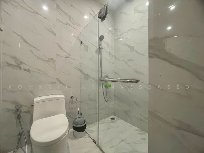 Noble BE19 Sukhumvit, Bangkok, 89 Sukhumvit 19 Alley, Khlong Tan Nua, Watthana, Bangkok, 1 Bedroom, 34 sqm, Condo For Rent, by Komkrit Arunvessased, 500467884 - DDproperty.com