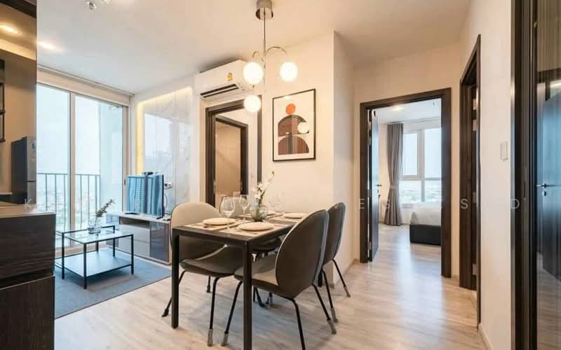 XT Huaikhwang, Bangkok, 244 Ratchadaphisek Road, Huai Khwang, Bangkok, 2 Bedrooms, 55 sqm, Condo For Rent, by Komkrit Arunvessased, 500467887 - DDproperty.com